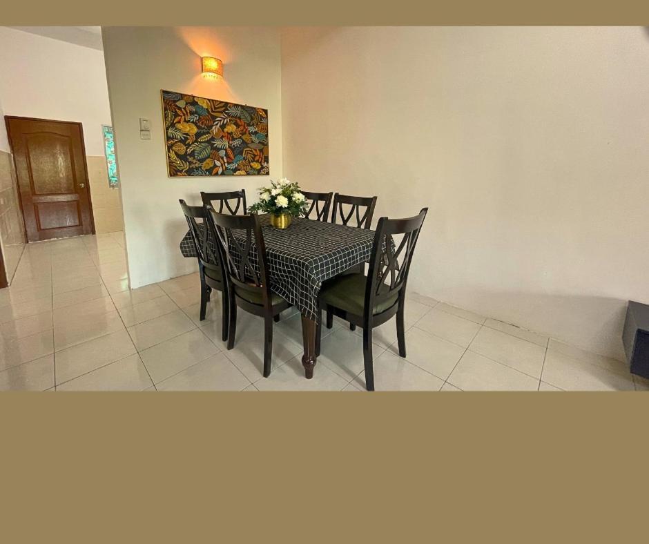 Rumah percutian Santai Impian Meru *